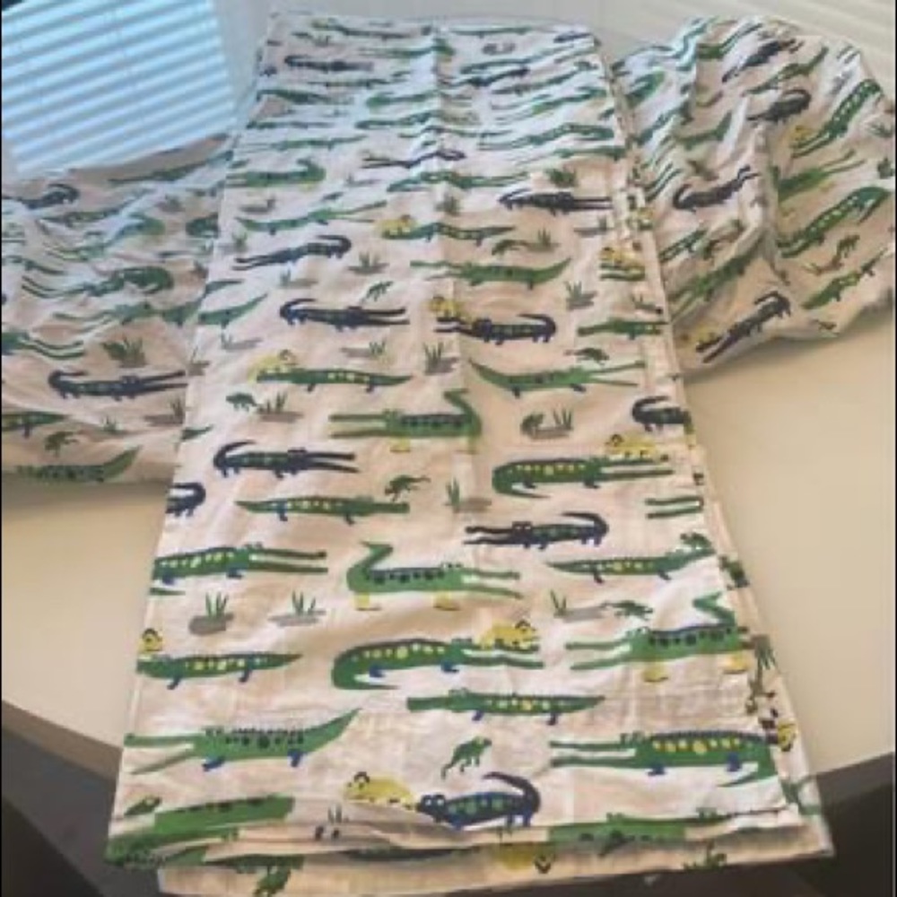 Pottery Barn Kids Twin Alligator Sheet Set